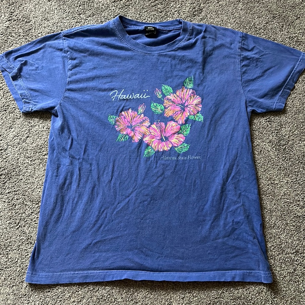 urban outfitters hawaii tee